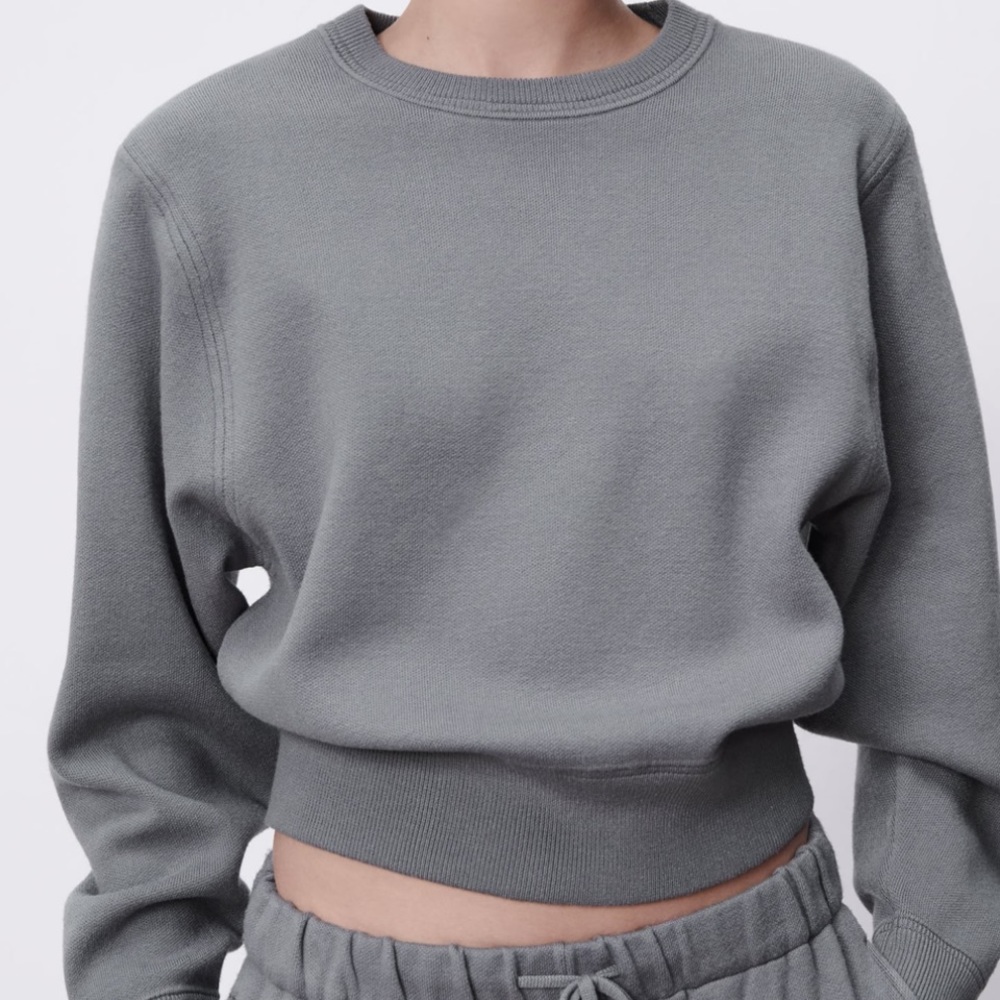 BNWT ZARA OVERSIZED SWEATER LONG SLEEVE S - Picture 3 of 7